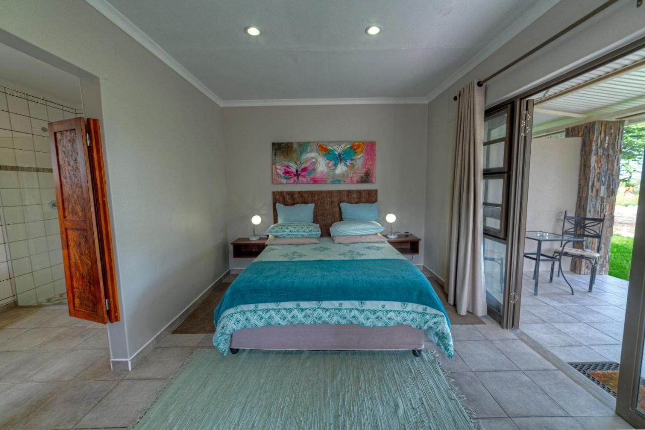 Khoi-Khoi Guesthouse Otavi Exterior foto